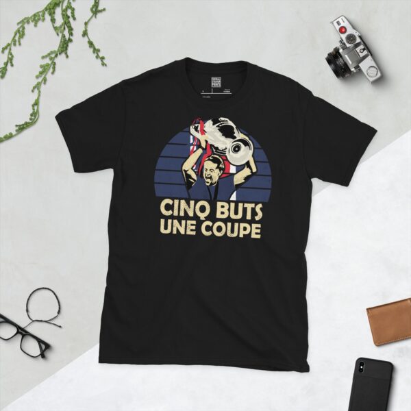 Luis Enrique PSG Trophy Lift T-Shirt in Black – 2025 UCL Final with "Cinq Buts, Une Coupe" Text