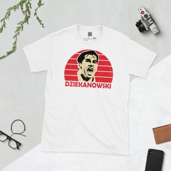 Show your Bristol City pride in this white Dariusz Dziekanowski T-shirt. It features a red sunburst design with "DZIEKANOWSKI" written under the main graphic.