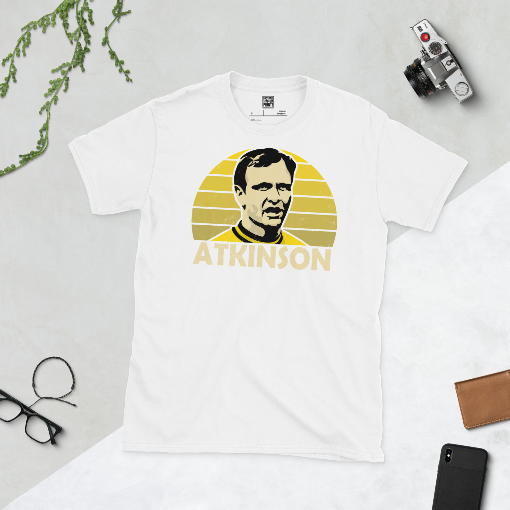 Ron Atkinson, Oxford United Legend Short-Sleeve Unisex T-Shirt - Image 2